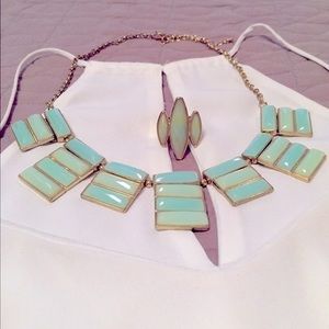 Blue-green Lucite Bib Necklace & Ring Set